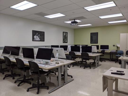 Picture of Darwin 25 computer lab